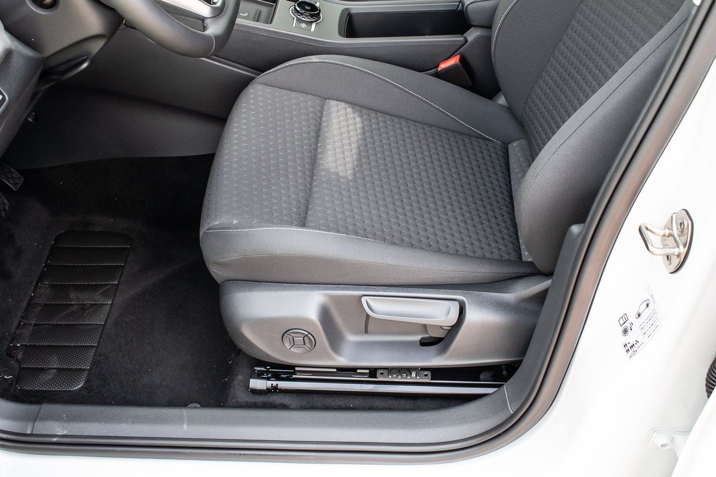 Volkswagen T-Roc - Bild 16