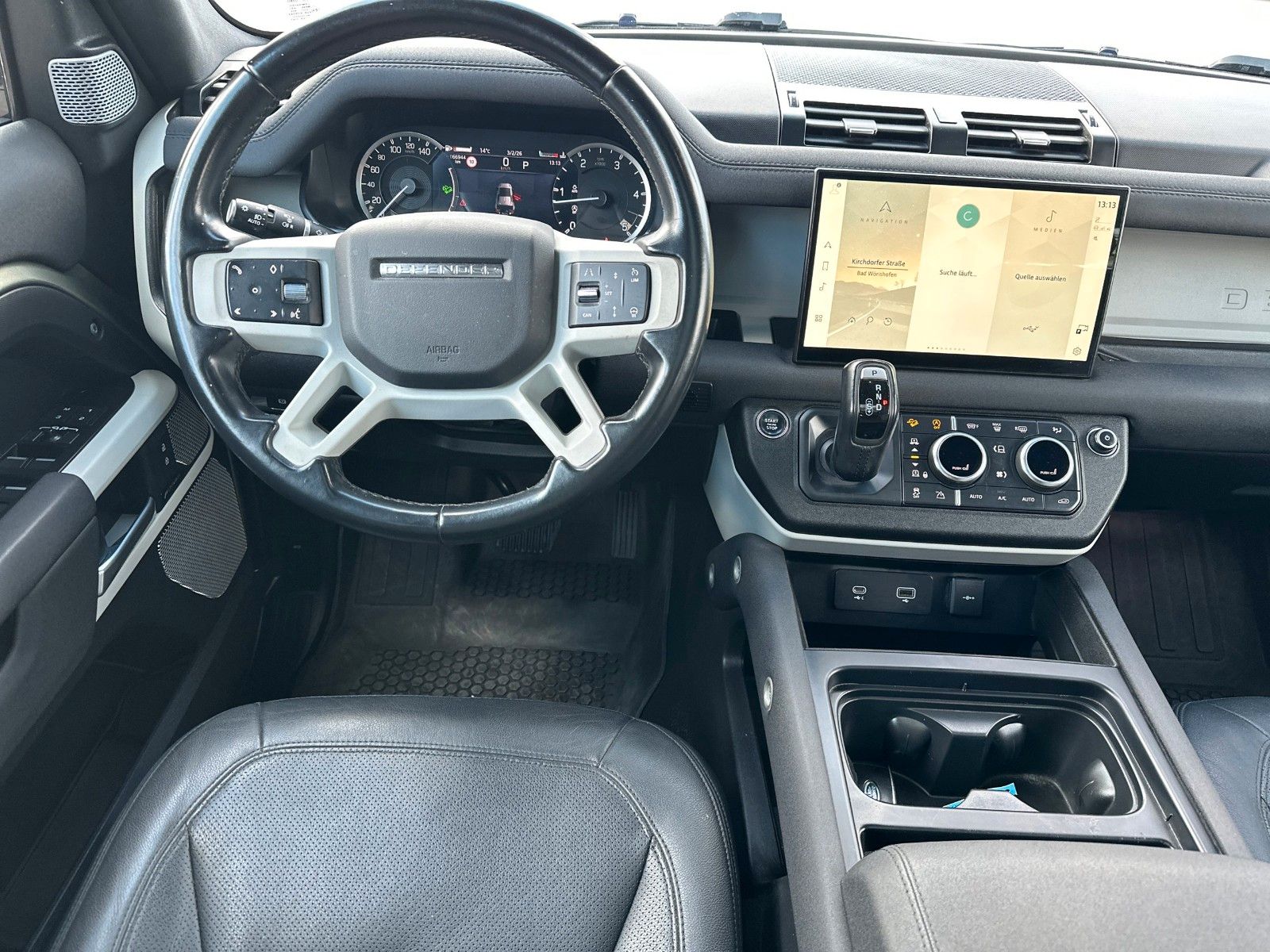 Fahrzeugabbildung Land Rover Defender 130 SE D300 AHK Sitzkühlung ACC