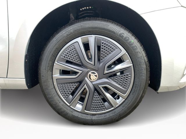 Fabia 1.0 TSI Drive, AHK, Winterpaket, 6 Gang