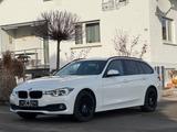 BMW 320d Advantage*GARANTIE*CARPL*LED*TEMP*8-fach* - gebrauchte BMW Kombis