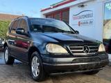 Mercedes-Benz ML 320 Aut. LEDER/SCHIEBEDACH/KLIMA/SHZ/AHK/BT - gebrauchte Mercedes-Benz ML 320 aus dem Jahr 2001