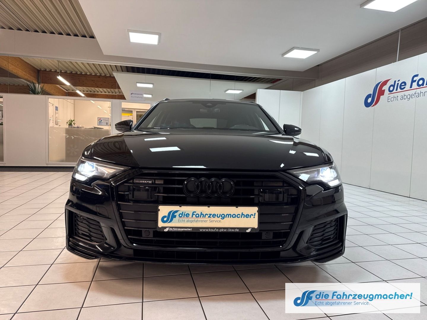 Fahrzeugabbildung Audi A6 Avant 40 TDI quattro sport S-line Sportpaket