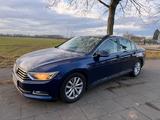Volkswagen VW Passat 150ps - Volkswagen Passat in Bonn