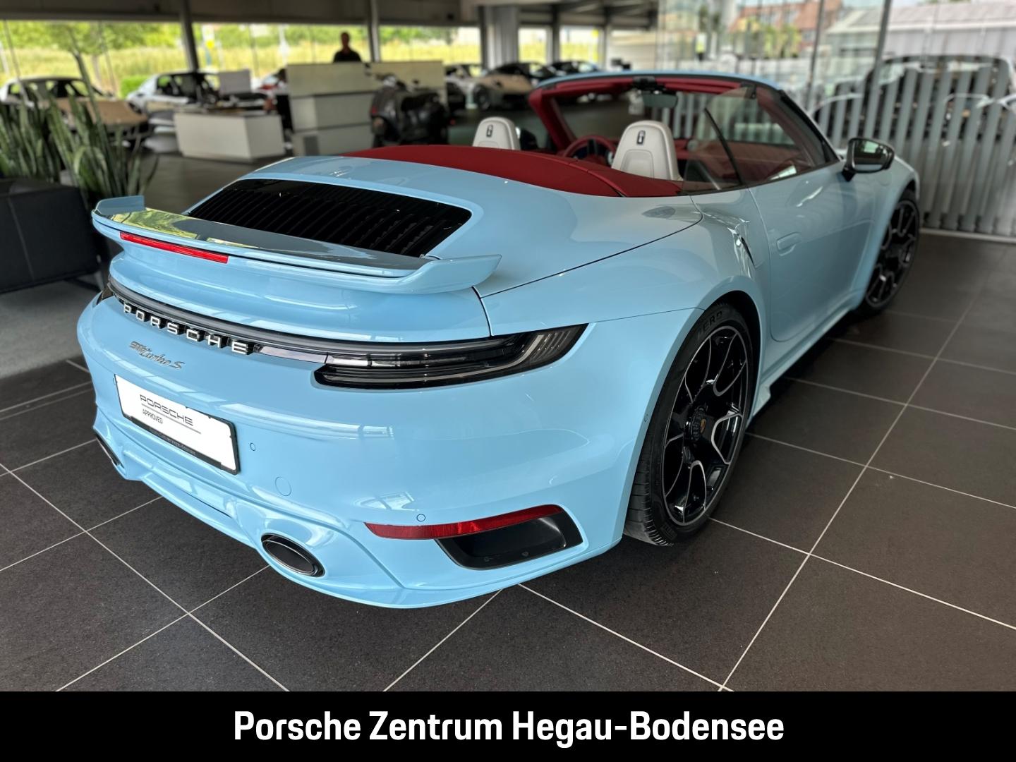 Porsche 992 (911) Turbo S Cabriolet Exclusive Manufaktur