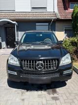 Mercedes-Benz Mercedes GL550 4MATIC V8 - Mercedes-Benz GL 500 von privat