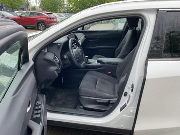 Lexus UX - 11
