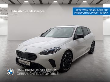 BMW Leasingangebot: BMW M135 xDrive M Sport AHK Driv.Assist.Prof Kamera