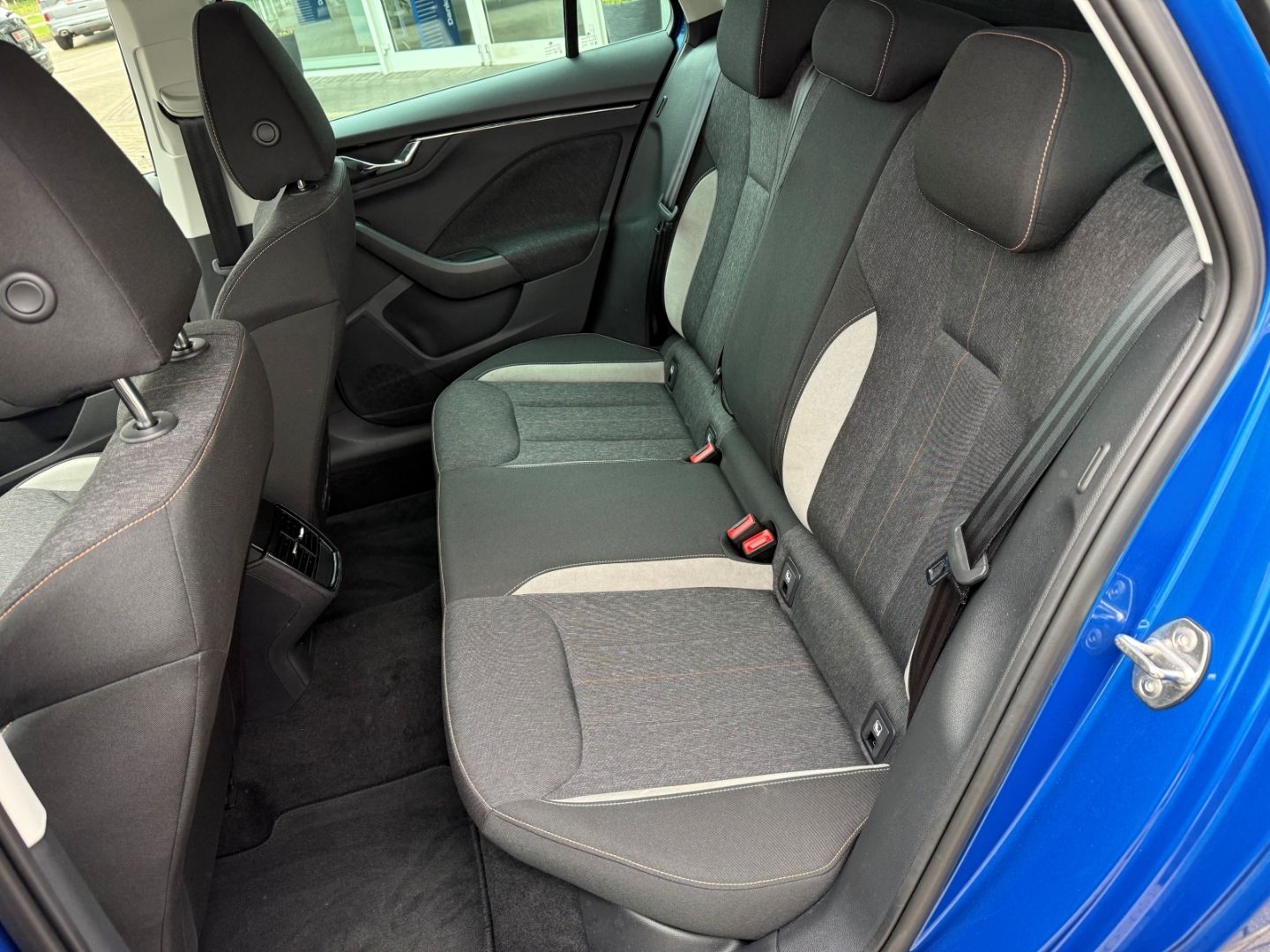 SKODA Kamiq 1.0 TSI EU6d-T Style  CarPlay LED RFK ALU - Image 19