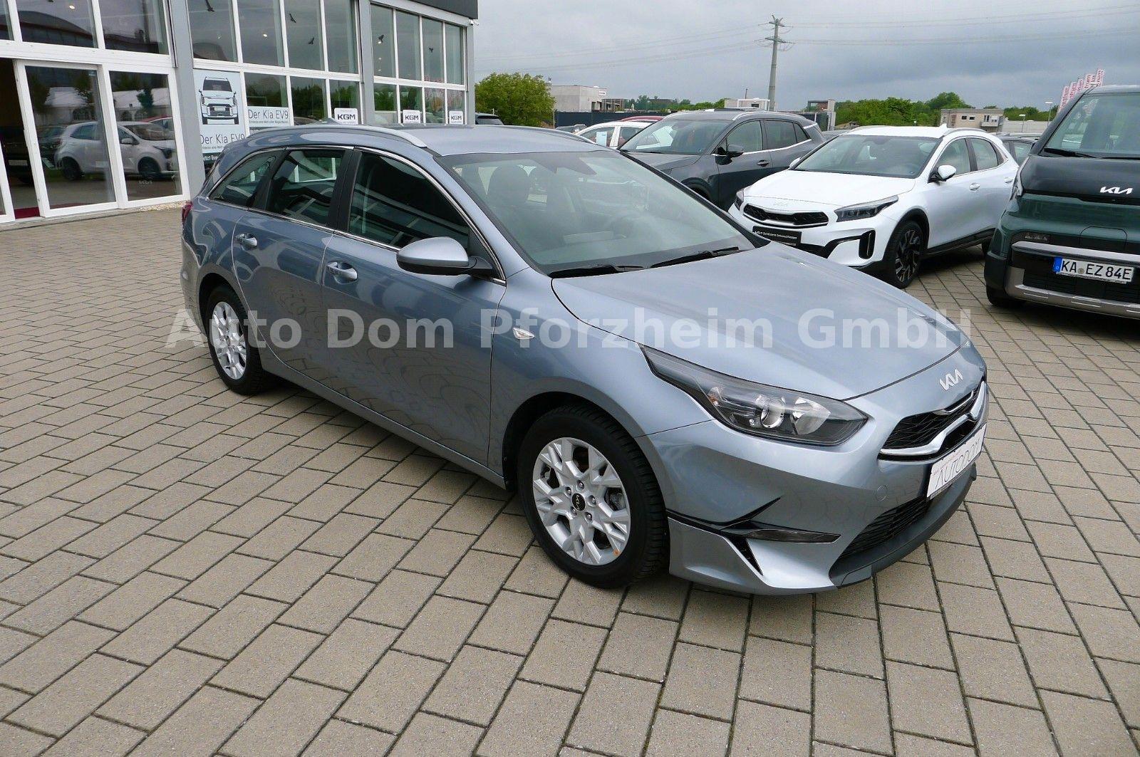 Kia Ceed SW 1.5T DCT Vision / Komfort+