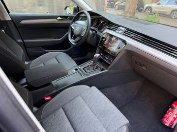 Volkswagen Passat Variant - 9