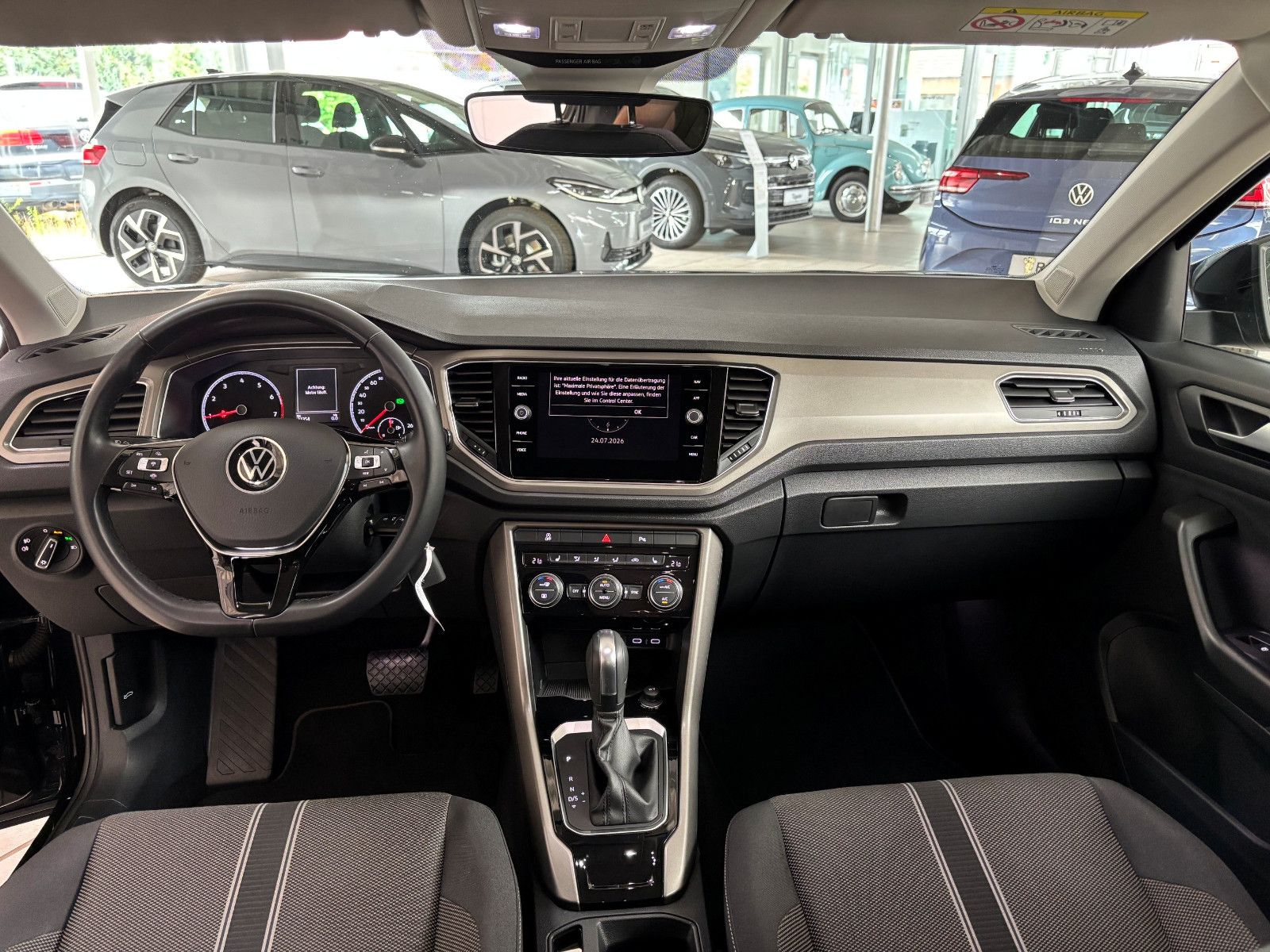 Fahrzeugabbildung Volkswagen T-Roc Style 1.5 TSI DSG + el. Klappe + Kamera +