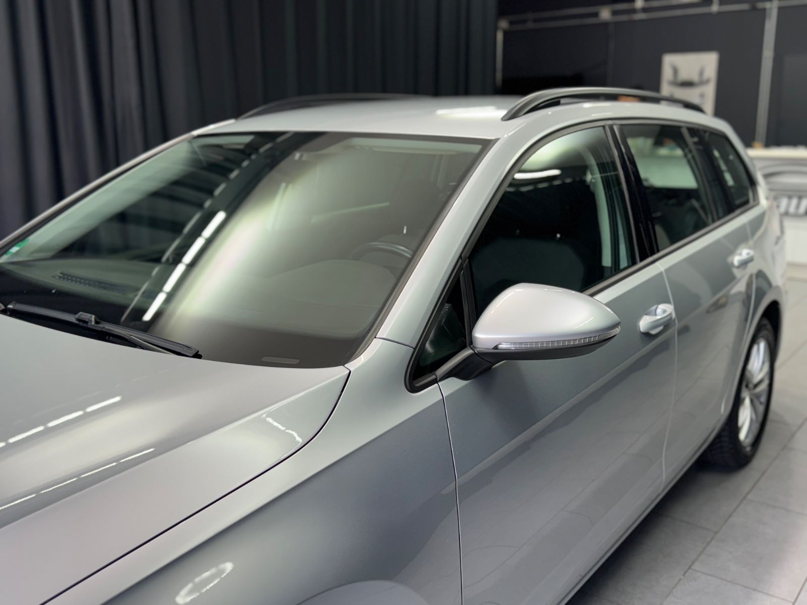 Fahrzeugabbildung Volkswagen Golf VII Variant Comfortline|NAVI|ACC|MASSAGE|