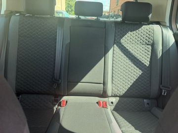 Volkswagen Golf - 12