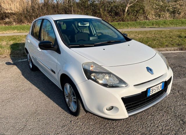 Renault Clio 1.2 neopatentati - 2010