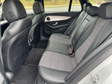 Mercedes E 220 - 9
