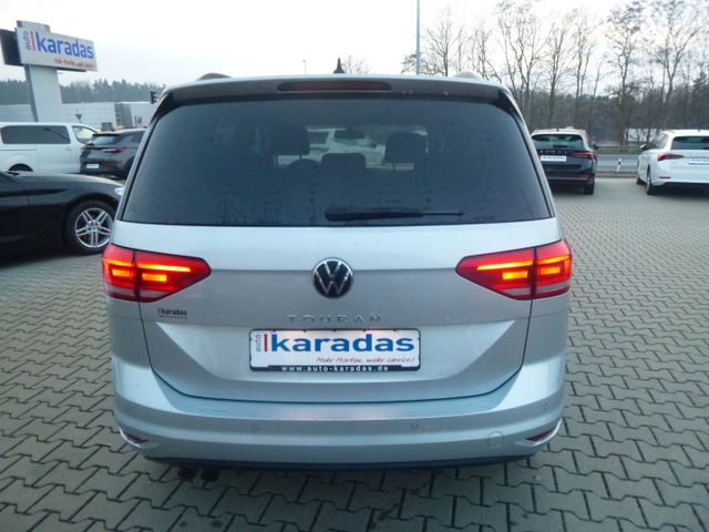 Fahrzeugabbildung Volkswagen Touran 2.0 TDI Comfortline>AUT/AHK/ACC/PDC/SHZ<