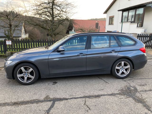 BMW 318d Touring - Bi-Xenon Panoramaschiebedach