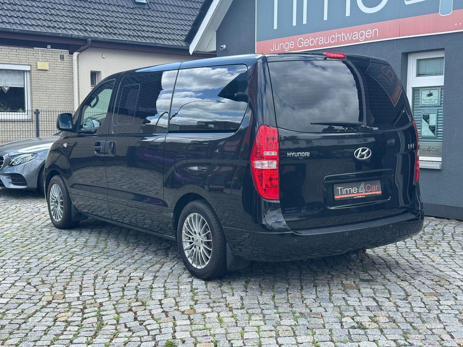 Hyundai H-1 Travel Comfort Leder SHZ AHK Standh. 8Sitze