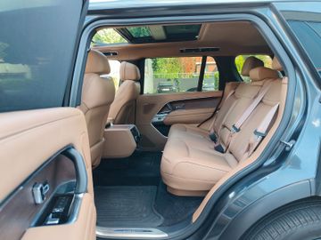 Land-Rover Range Rover - 8