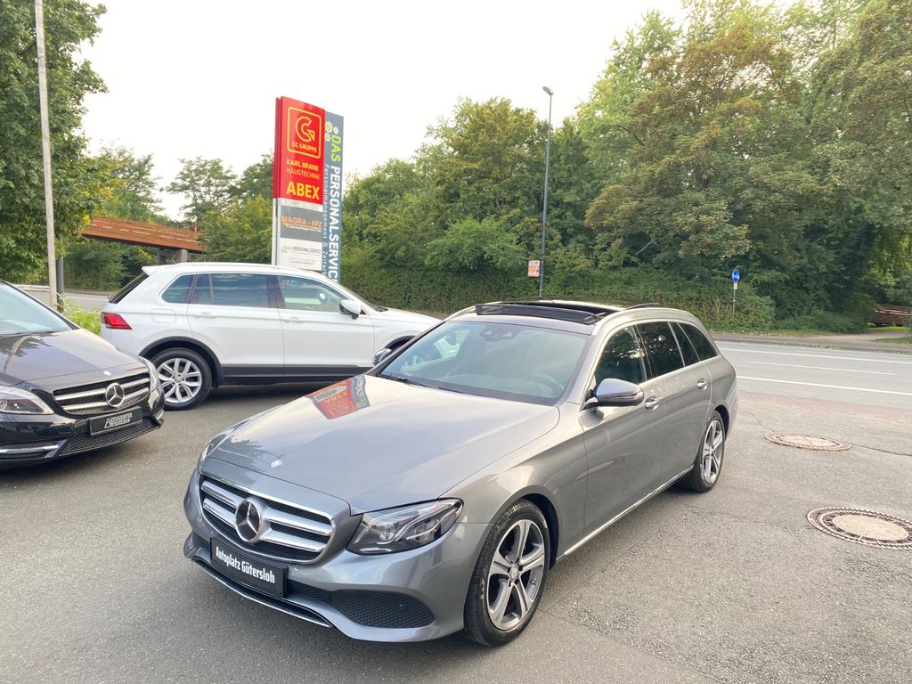 Image of Mercedes-Benz E 220