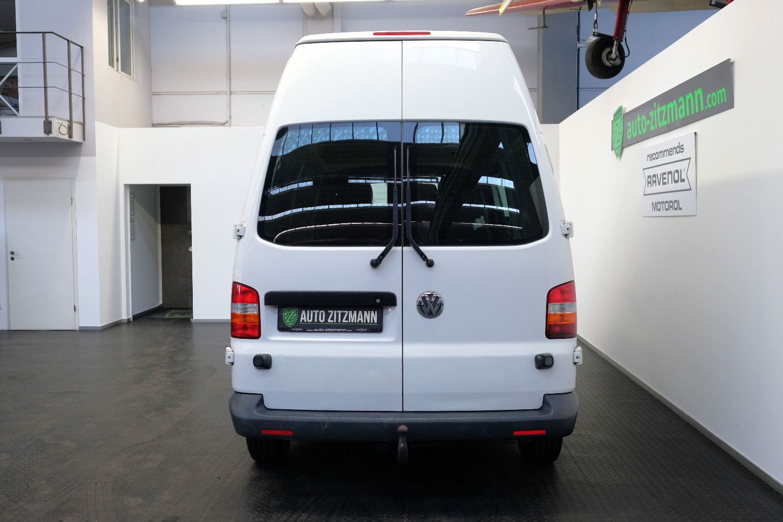 Fahrzeugabbildung Volkswagen T5 Hochdach TÜV NEU IDEAL ALS CAMPER-UMBAU