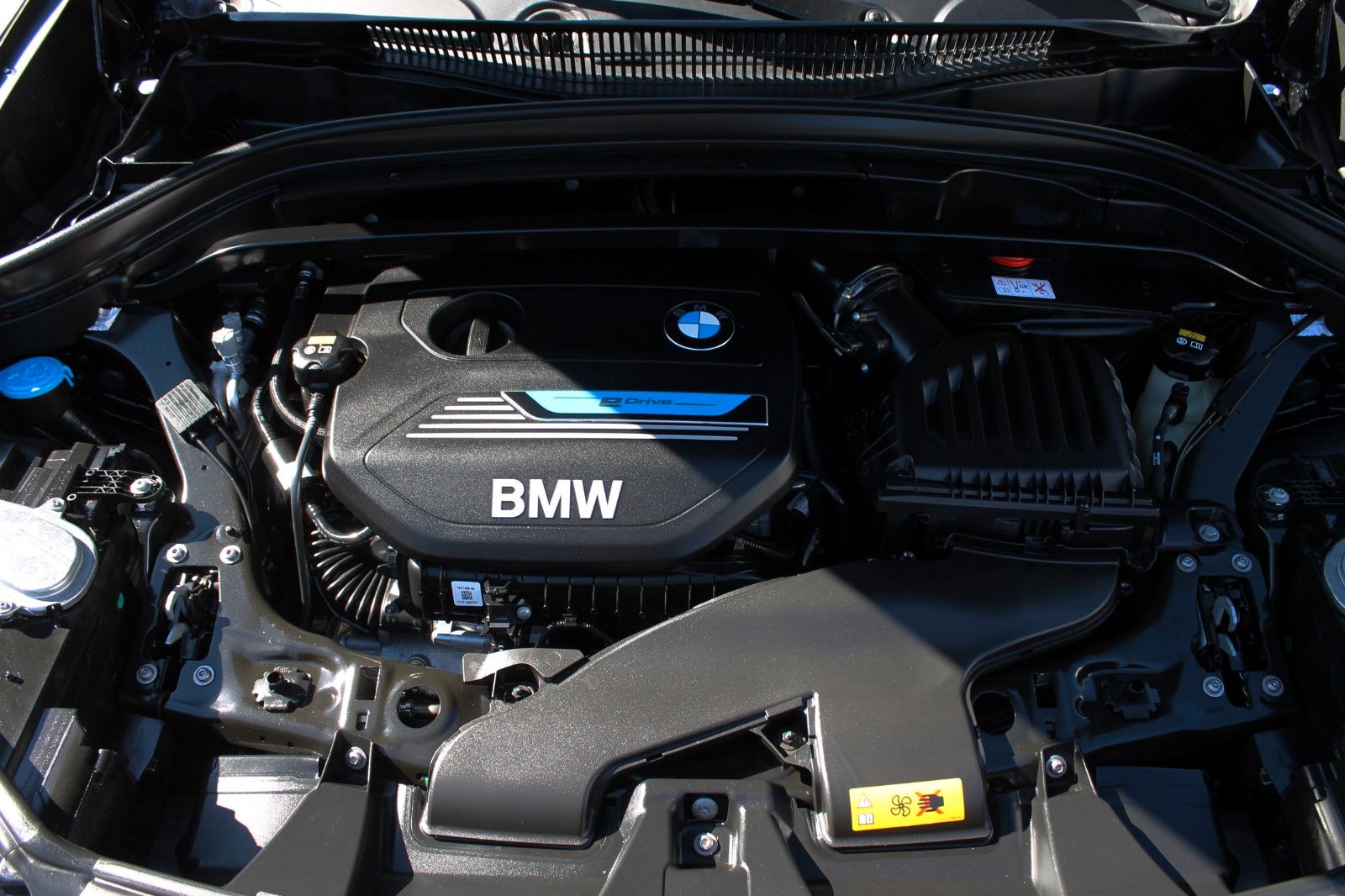 Fahrzeugabbildung BMW X1 xDrive 25e Sport-Line HUD Navi adapt.LED Wlan