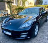 Porsche Panamera 4 - Scheckheftgepflegt - Neu bereift - Porsche Gebrauchtwagen in Stuttgart