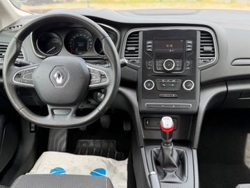 Renault Megane - 9