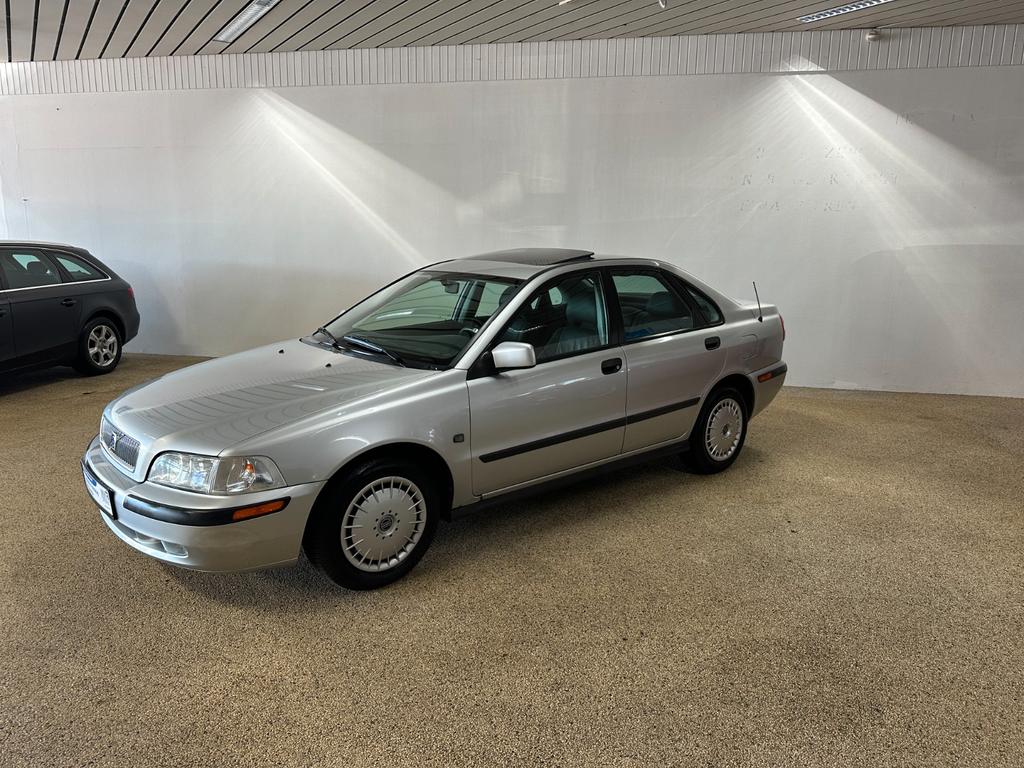 Volvo S40