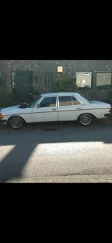 Mercedes-Benz W 123 Mercedes Benz 300D - Mercedes-Benz 300: W123 300d