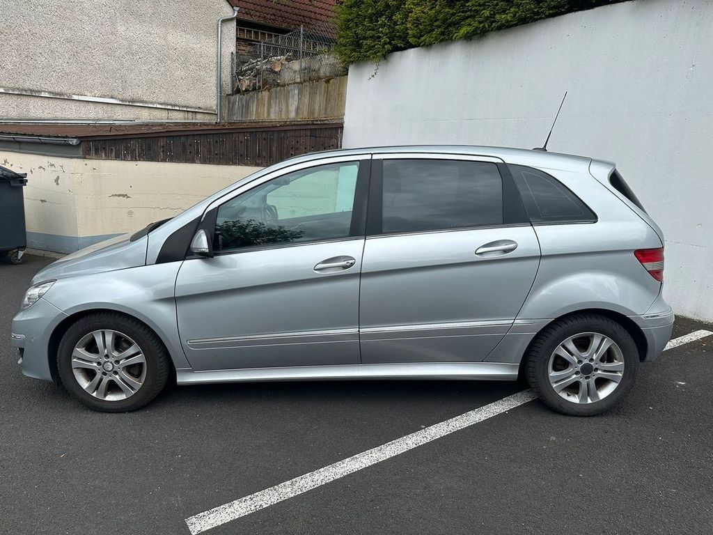 Angebot ansehen Mercedes-Benz B 180