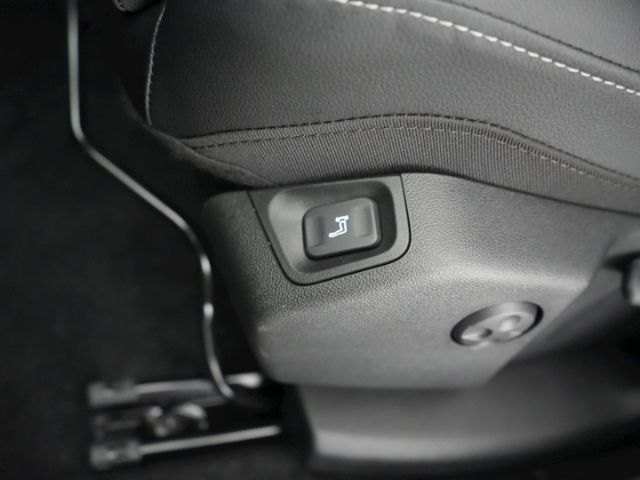 Grandland GS CDTI AT+AHK+LED MATRIX+NAVI+360 GRA