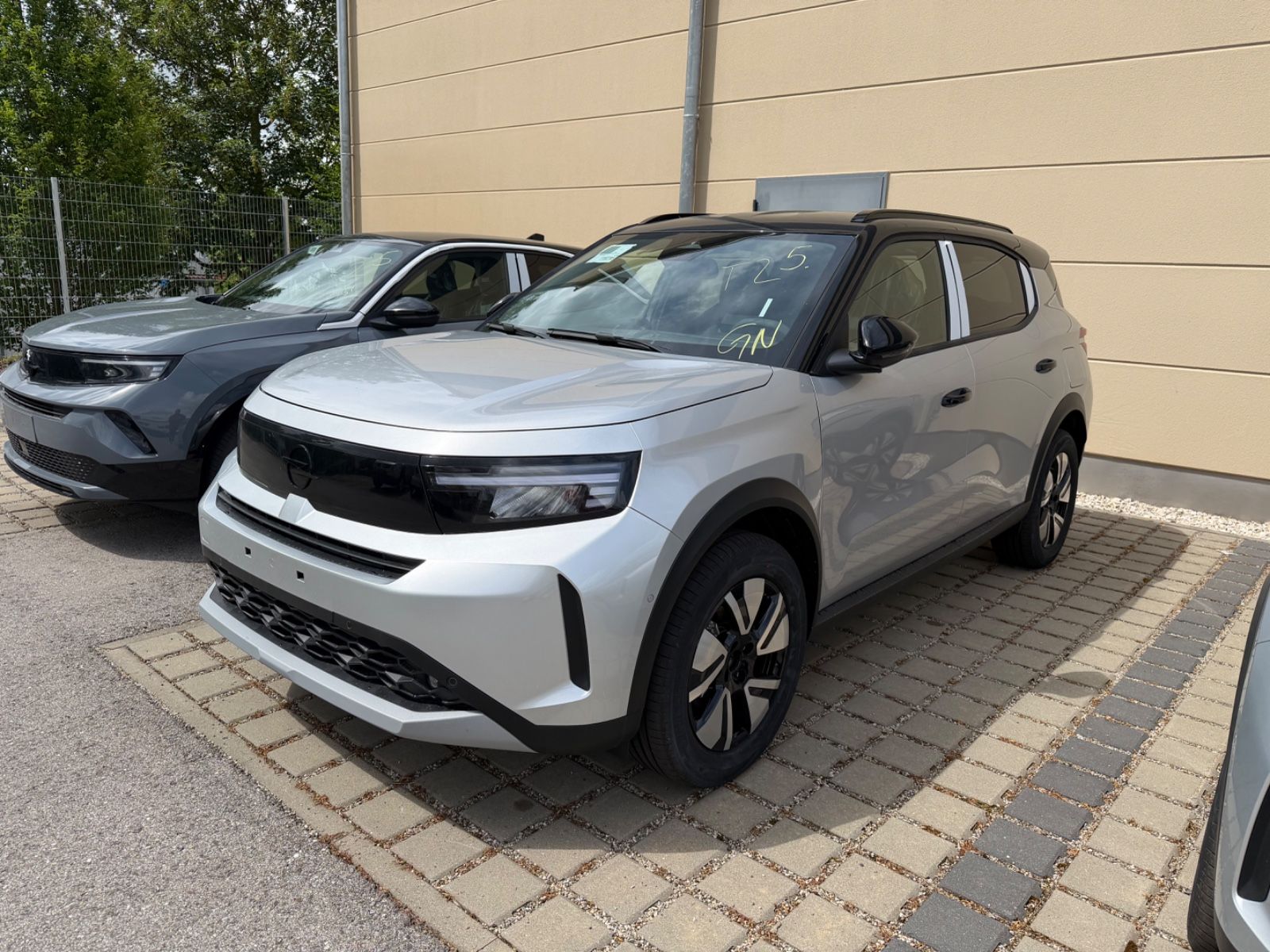 Opel Frontera Ultimate 1.2 107 kW Kamera MHEV