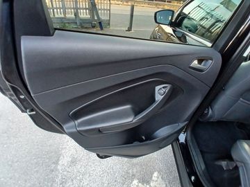 Ford Kuga - 8