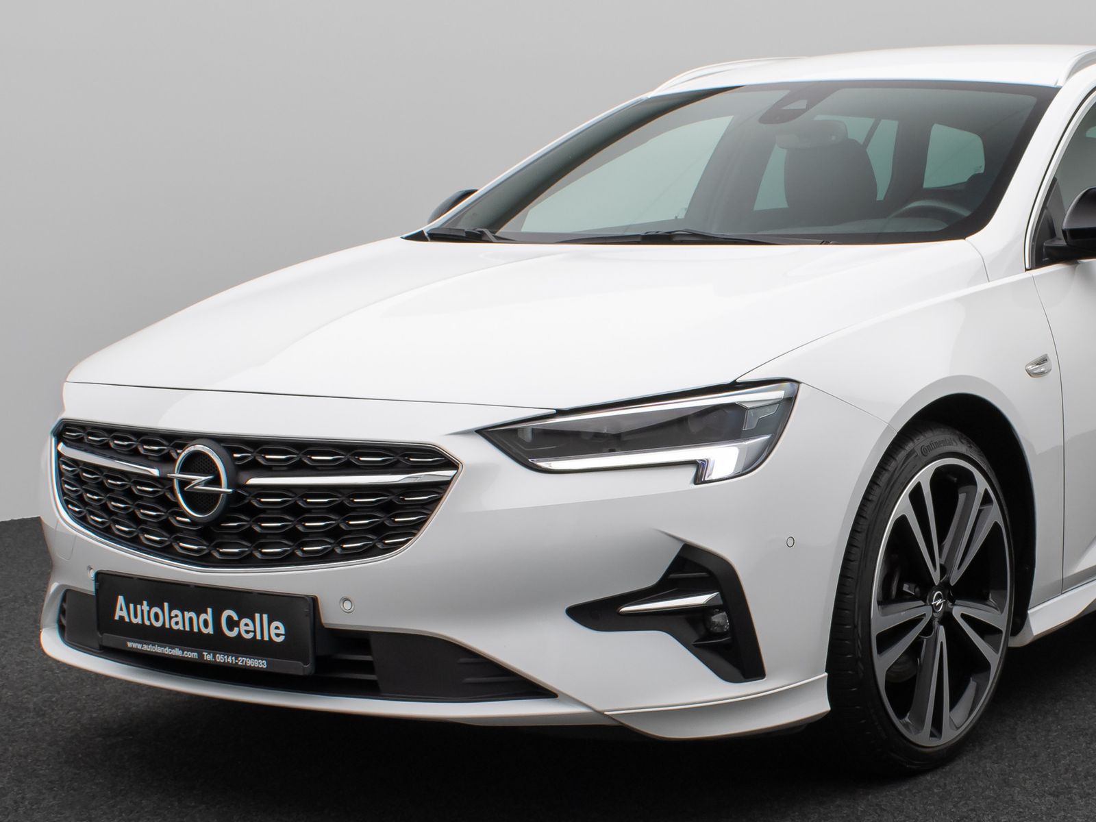 Fahrzeugabbildung Opel Insignia B Sports Tourer GS Line Plus 4x4 Kamera