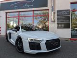 Audi R8 Spyder 2.HD Garantie/ Keramik /Carbon - Audi R8 in Köln