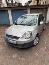 Ford 2006 Ford fiesta  1.3  neu tüv mit klima - Ford Fiesta von 2026