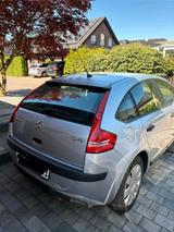 Citroën C4 1.4 - gebrauchte Citroën C4 aus dem Jahr 2007