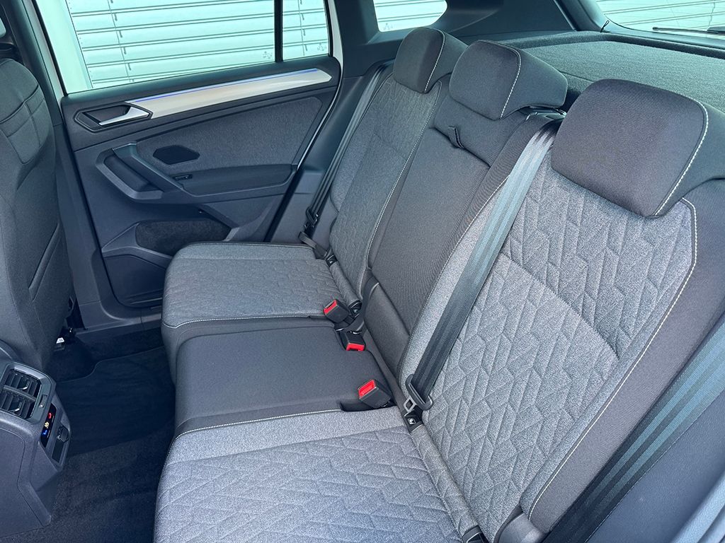Tiguan 1.5 TSI DSG "MOVE" *AHK*NAVI*IQ.DRIVE*