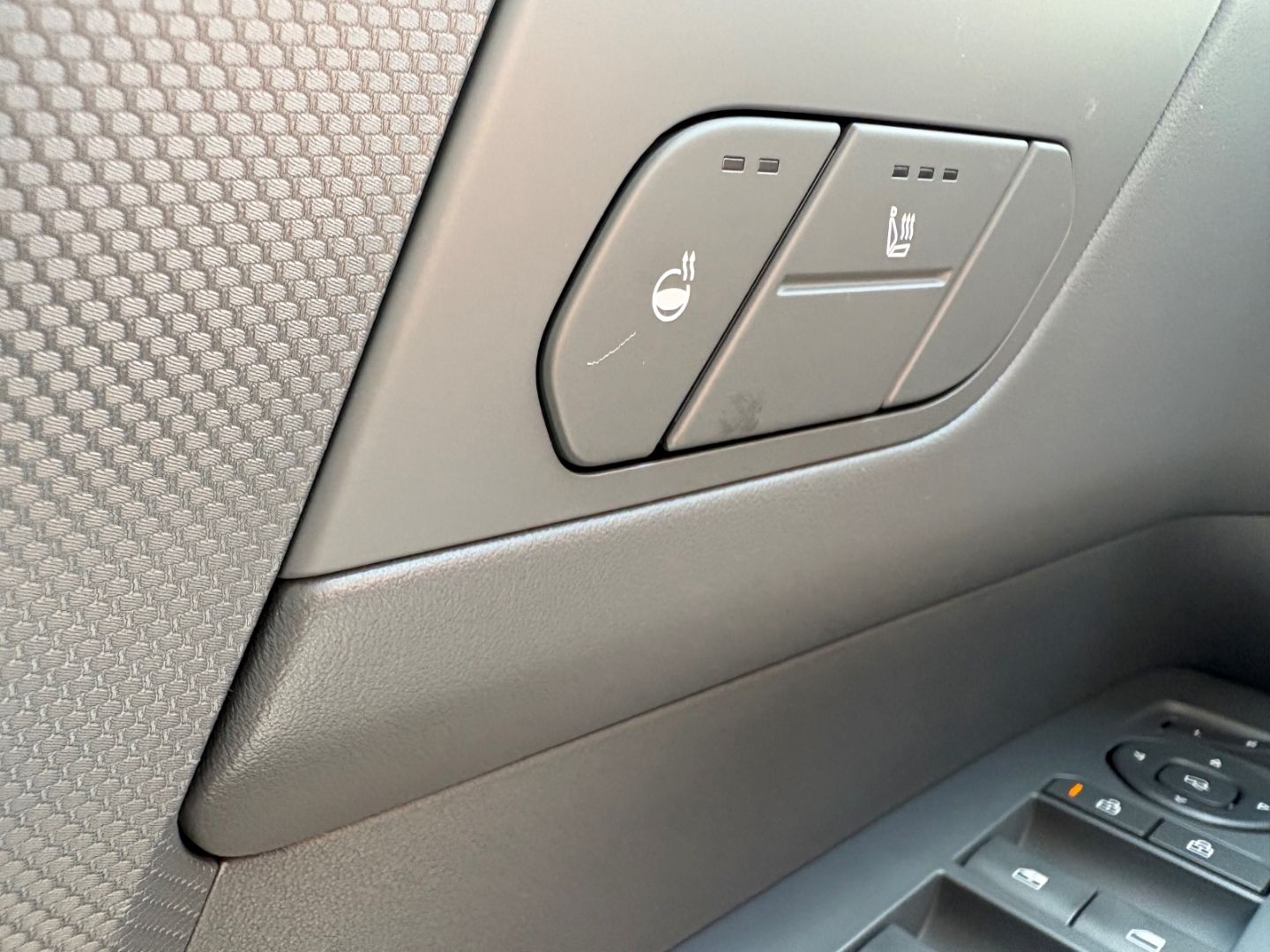 Fahrzeugabbildung Kia EV2 Air 42,2-kWh FWD 5 Sitze NotBremsAss Tempoma