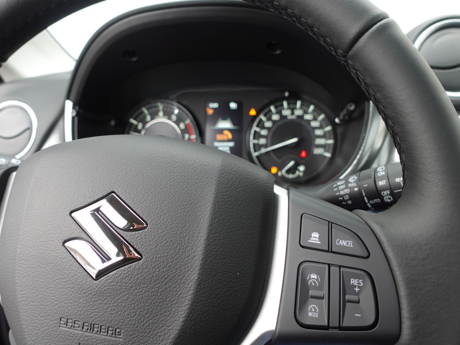 Fahrzeugabbildung Suzuki Vitara 1.4 Comfort+ NAVI,Sitzh.,PDC,Kamera,Pano