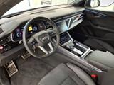 Audi SQ8 SUV TFSI quattro tiptronic *HUD*AHK*B&O* - silberne Audi SQ8