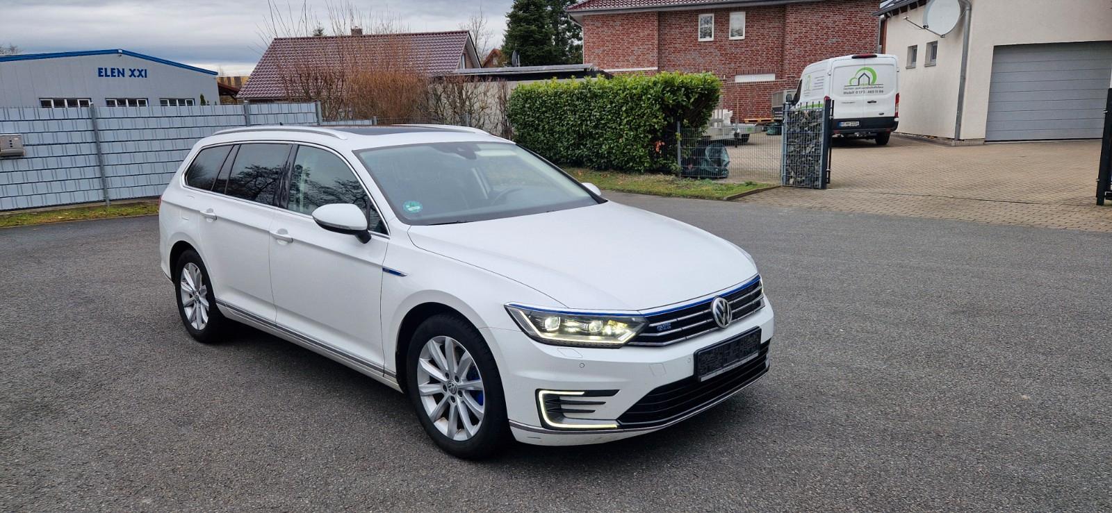 Volkswagen Passat Variant GTE Highline AHK Standheizung