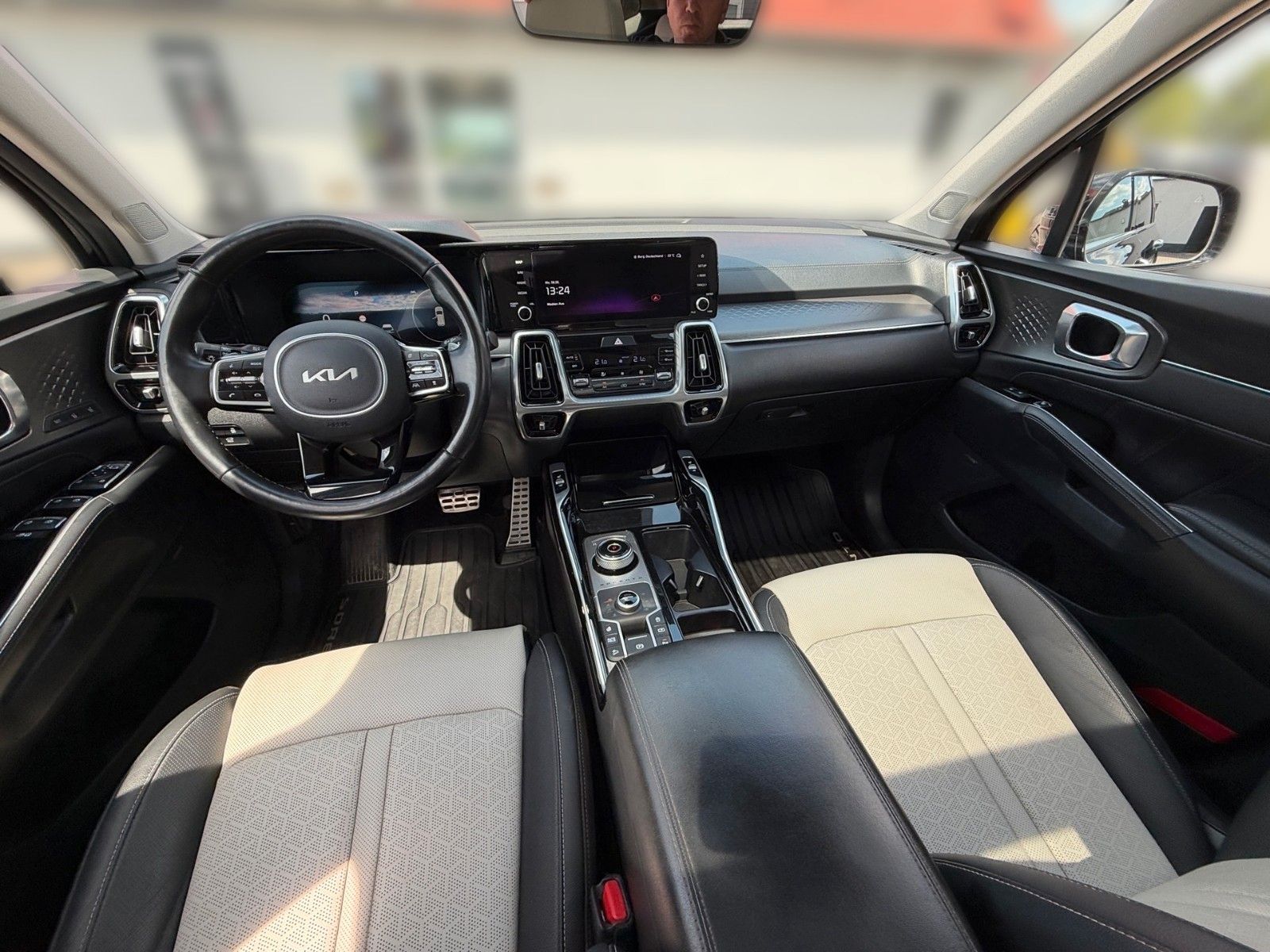 Fahrzeugabbildung Kia Kia Sorento 2.2 CRDi AWD PLATINUM Sporty Glasdac