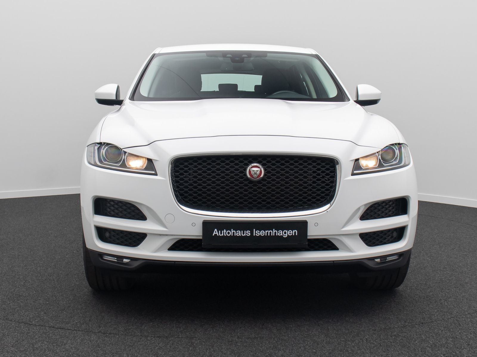 Fahrzeugabbildung Jaguar F-PACE Pure AWD Xenon Memory Kamera Tempomat 20"