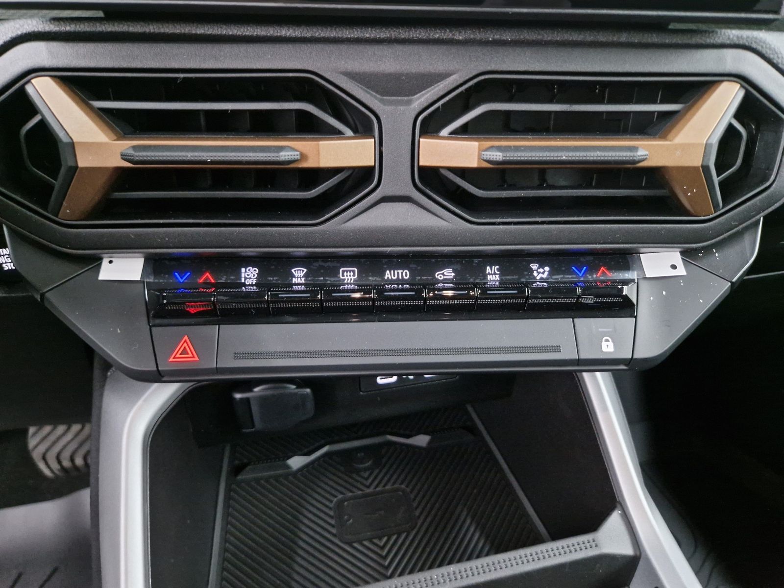 DACIA Bigster  Extreme Hybrid 155 Winter-Plus – Bild 18