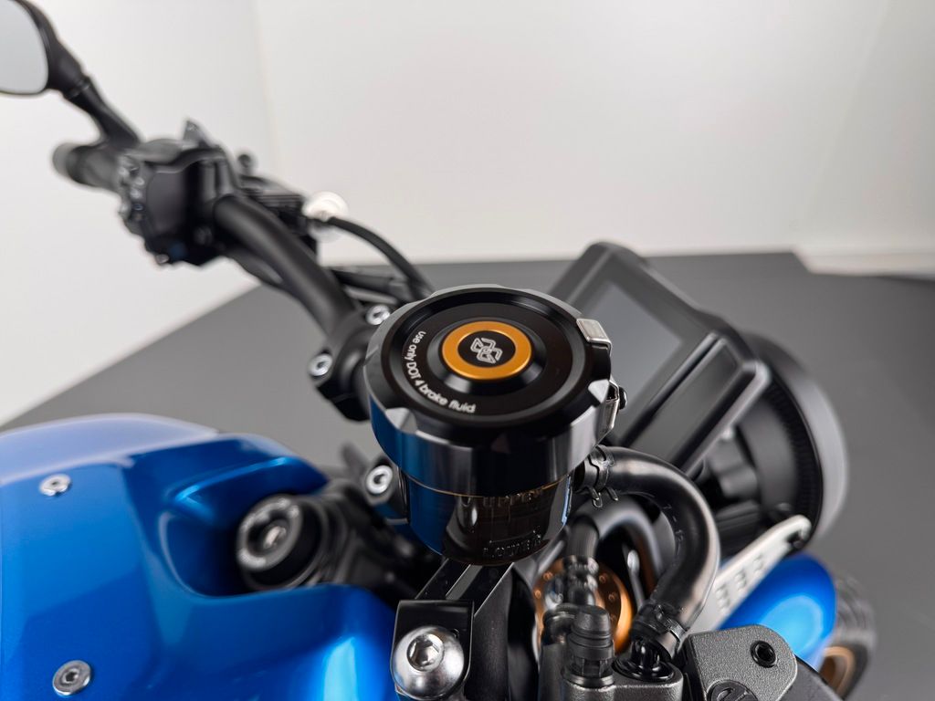 Fahrzeugabbildung Yamaha XSR 900 *TOP-ZUSTAND *WENIG KILOMETER