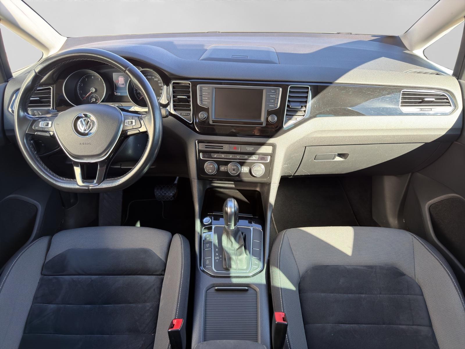 Volkswagen Golf VII Sportsvan Highline Kamera Ahk Navig.
