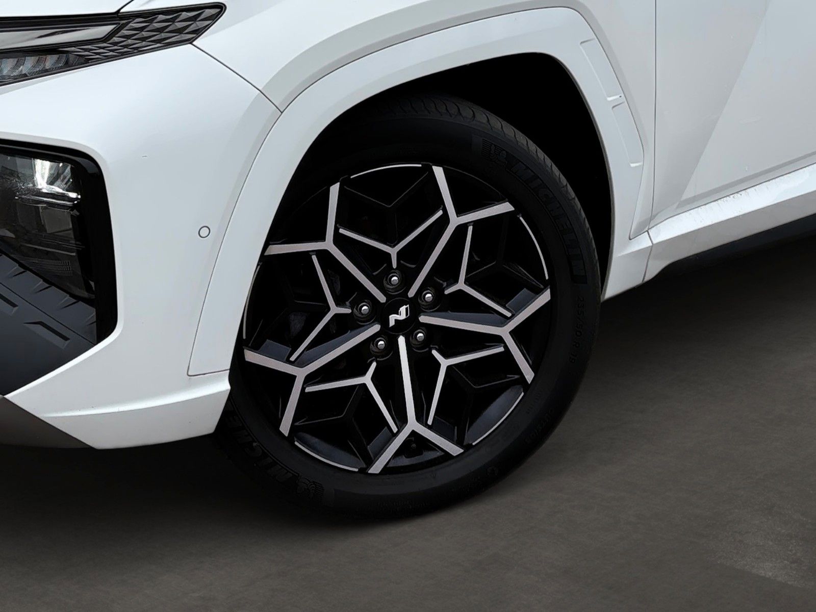 Fahrzeugabbildung Hyundai Tucson N Line Plug-In Hybrid Sitz- & Assis Paket