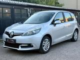 Renault Scenic Paris ENERGY TCe /NAVI/SHZ/PDC - gebrauchte Renault Scenic aus dem Jahr 2014